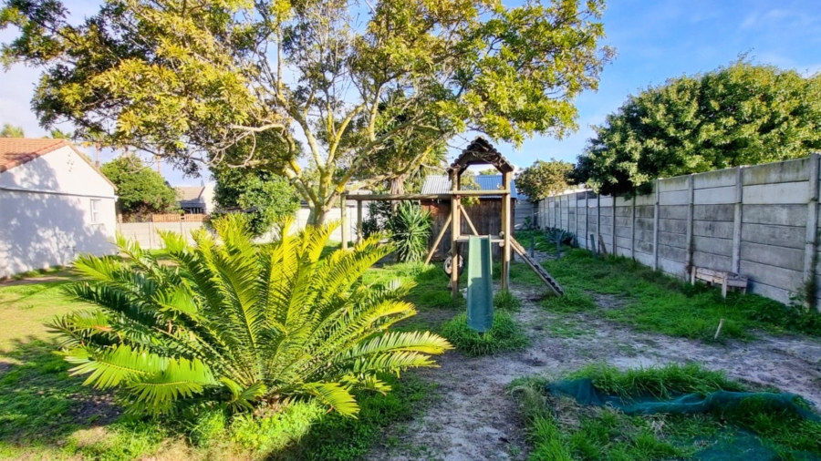 To Let 3 Bedroom Property for Rent in Table View Western Cape